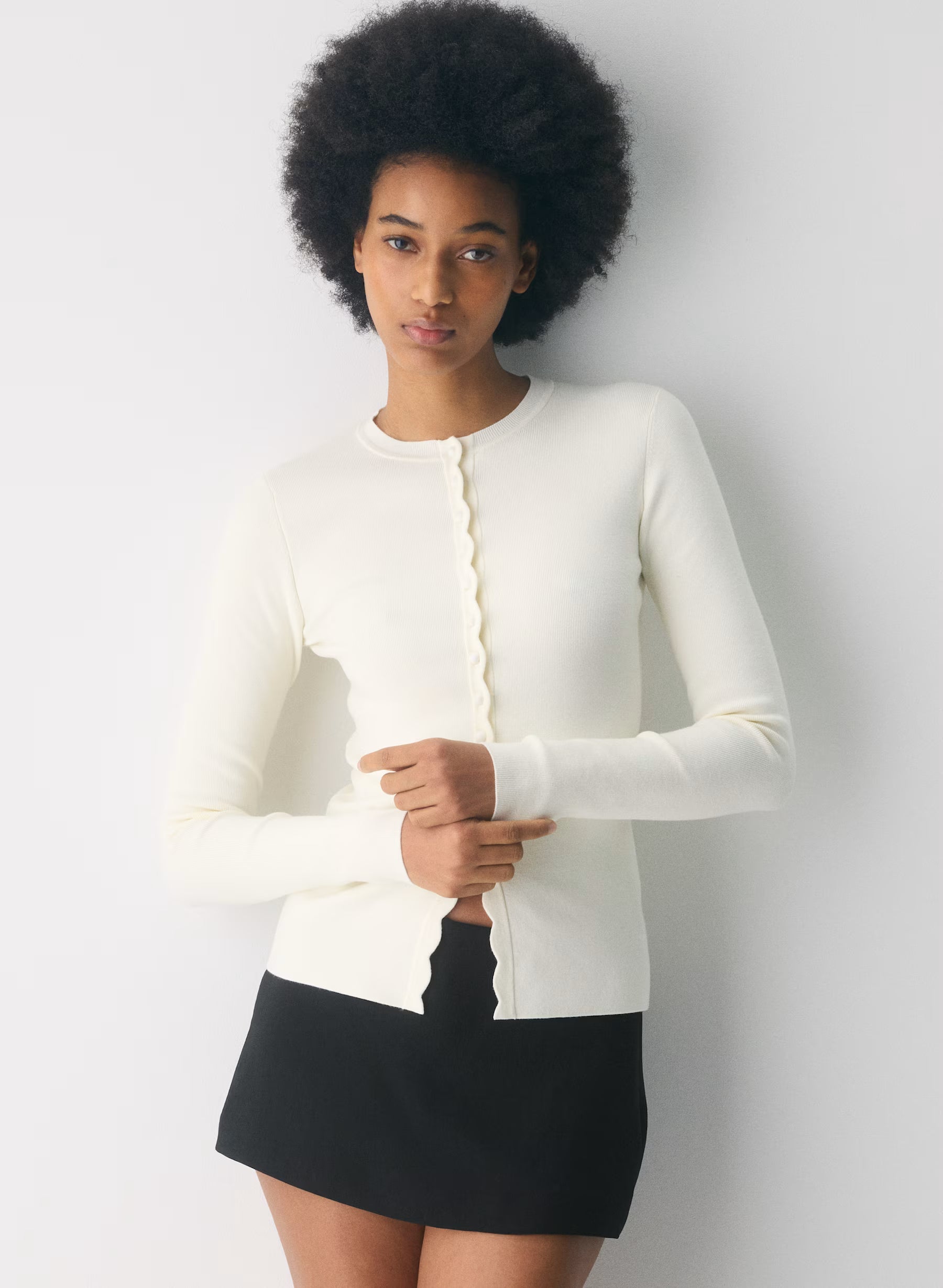 Aritzia Shelly Cardigan - Wonder Yarn- Essential Colours — light birch