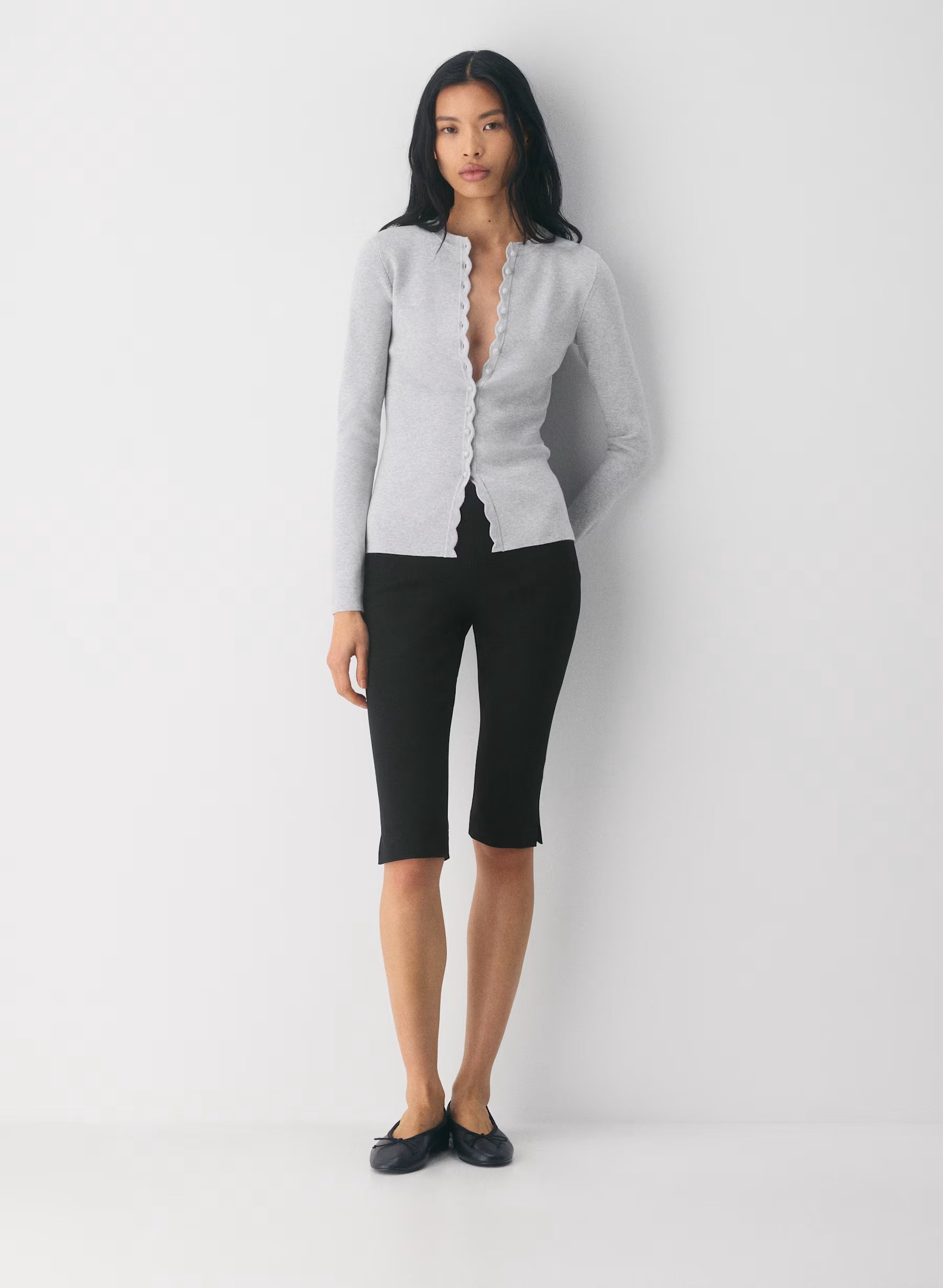 Aritzia Shelly Cardigan - Wonder Yarn-Essential Colours —Heather Chrome