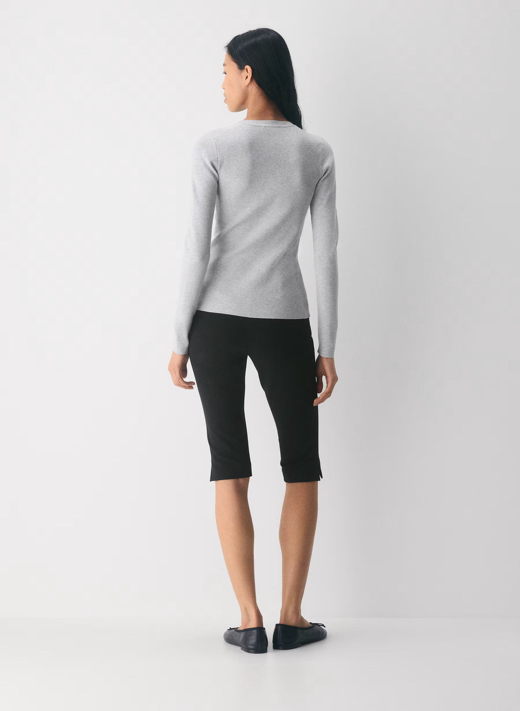 Aritzia Shelly Cardigan - Wonder Yarn-Essential Colours —Heather Chrome