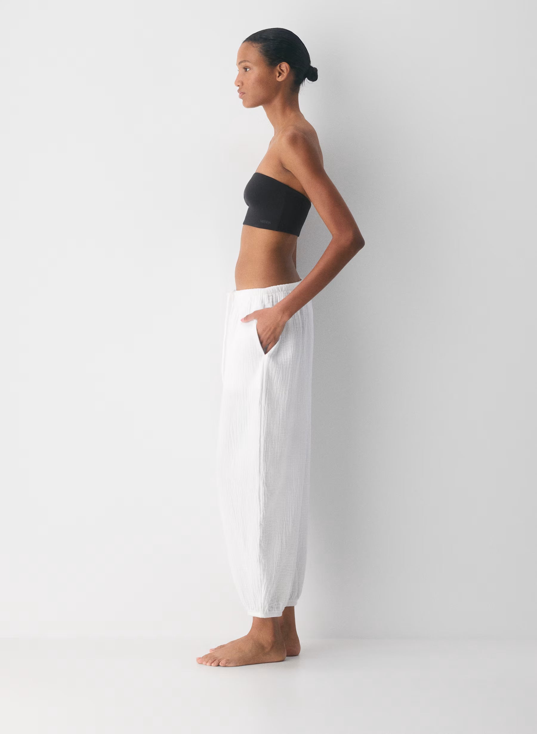 Aritzia AirPlush Cotton™ Sidepath Balloon Pant-White