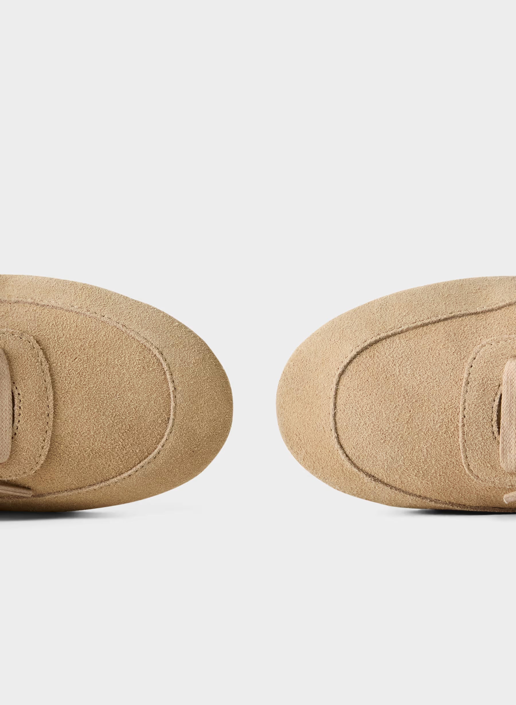 Aritzia Sperry x Aritzia Slim Jogger - Suede Leather-Sand Bluff