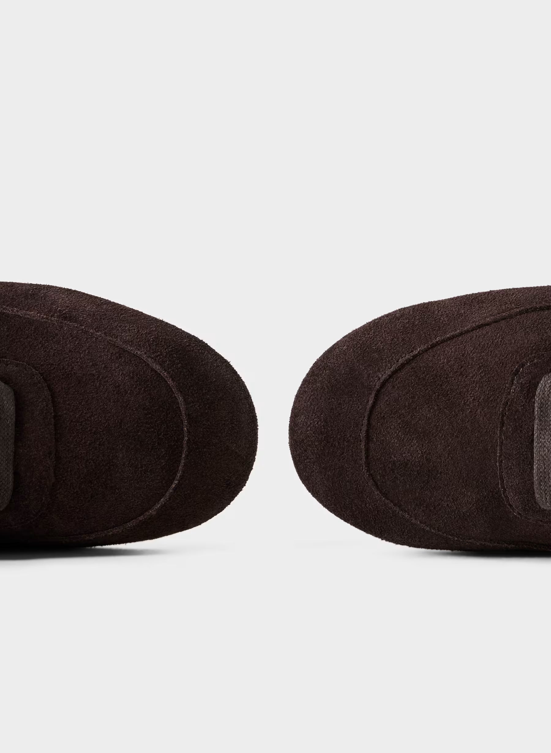 Aritzia Sperry x Aritzia Slim Jogger - Suede Leather-Rich Mocha Brown