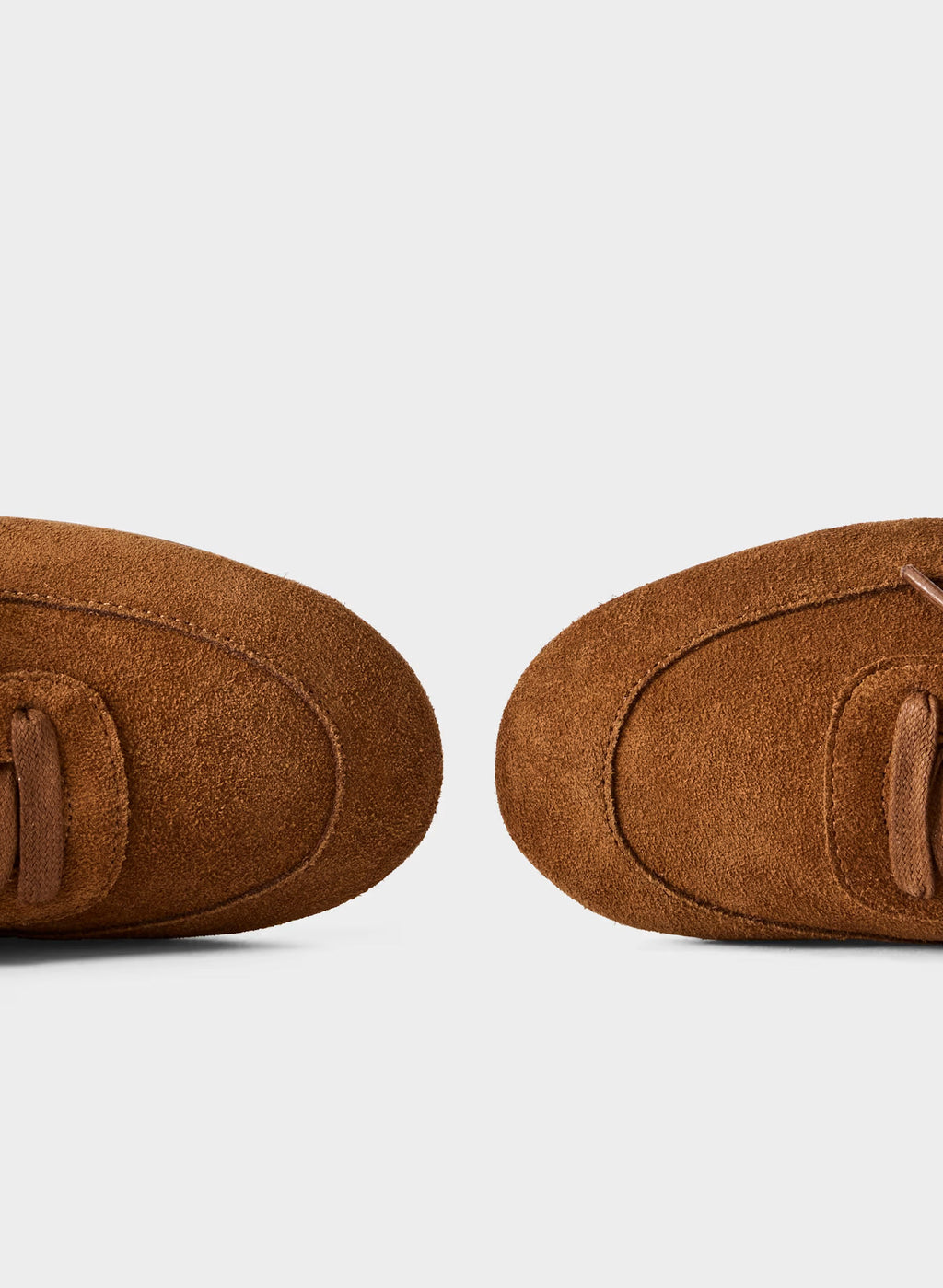 Aritzia Sperry x Aritzia Slim Jogger - Suede Leather-Chocolatier Brown