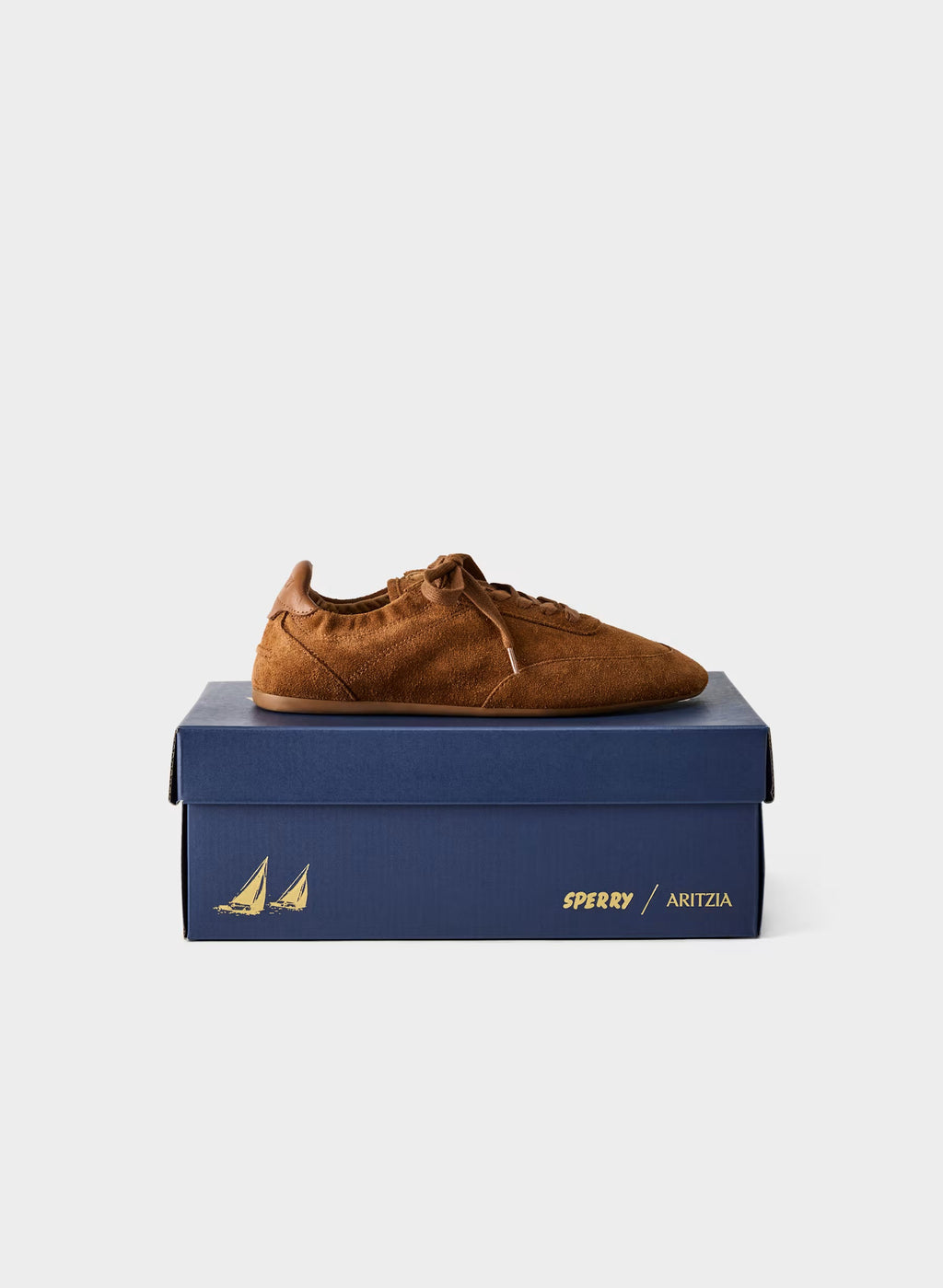 Aritzia Sperry x Aritzia Slim Jogger - Suede Leather-Chocolatier Brown