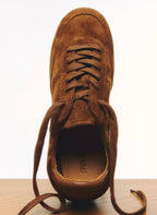 Aritzia Sperry x Aritzia Slim Jogger - Suede Leather-Chocolatier Brown