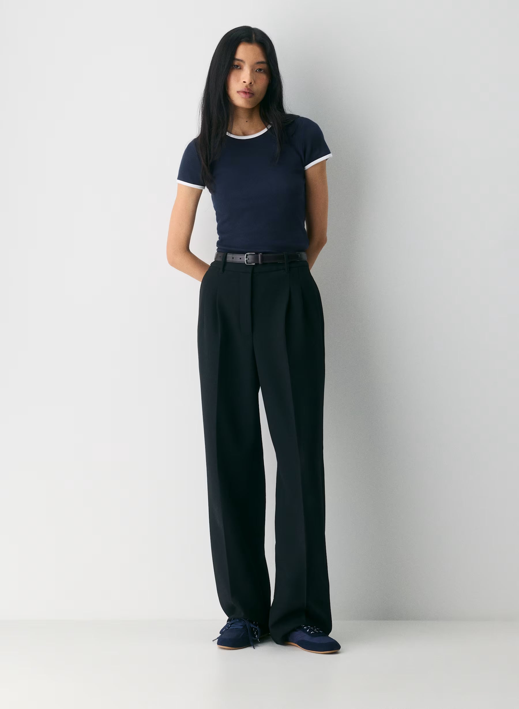 Aritzia Sperry X Aritzia Slim Jogger - Nylon & Suede-Admiral