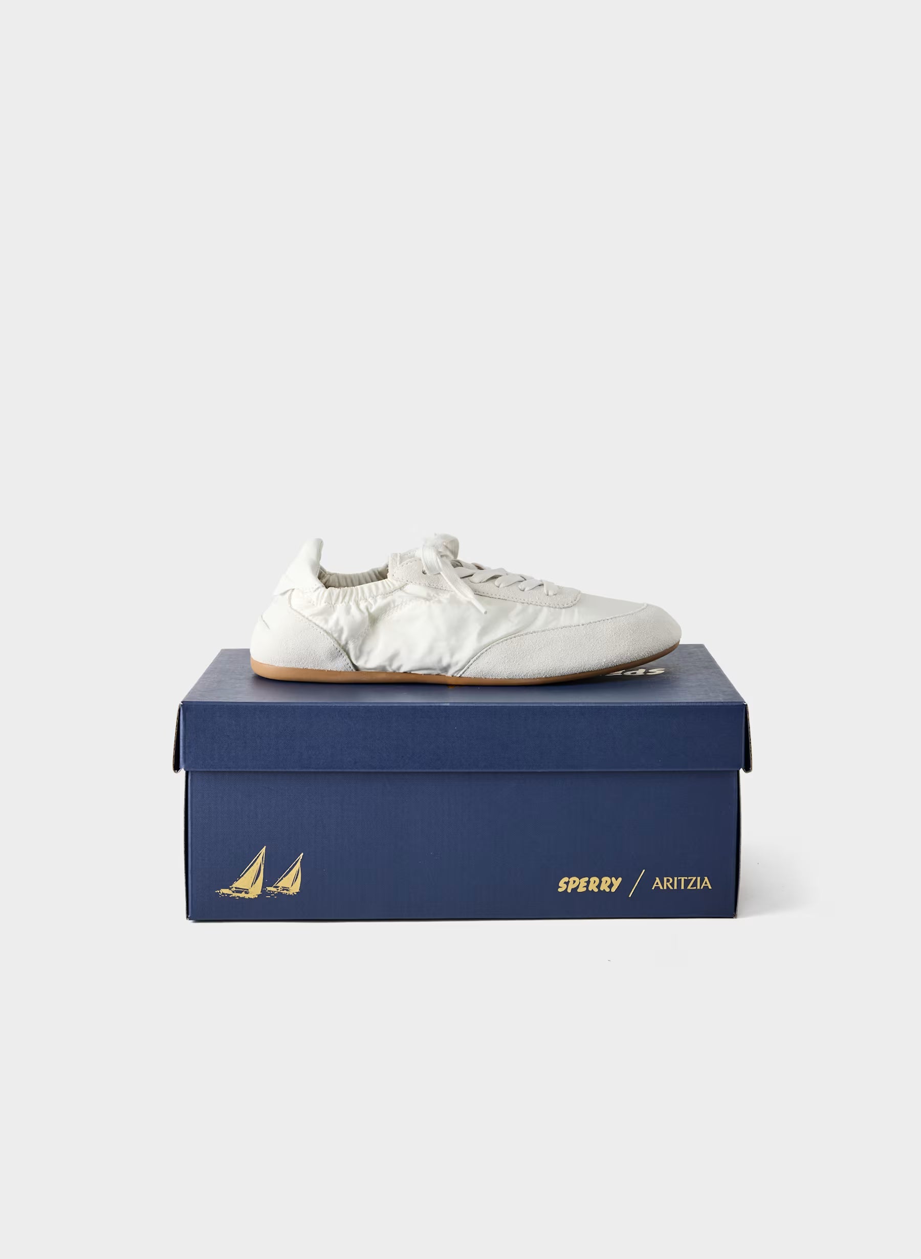 Aritzia Sperry X Aritzia Slim Jogger - Nylon & Suede-Halo White