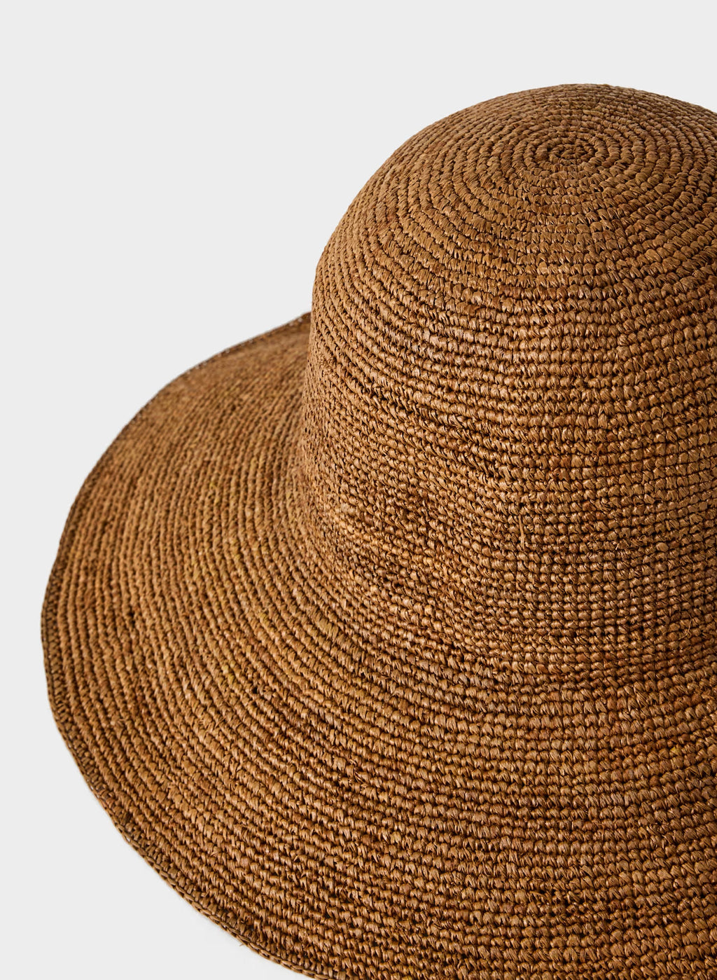 Aritzia Sunbeam Raffia Medium-Brim Hat-Rich Camel