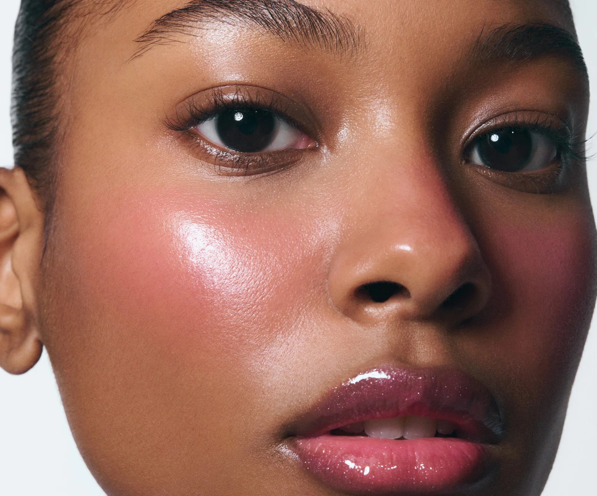 Rhode Pocket Blush  -  teacup -  raspberry pink