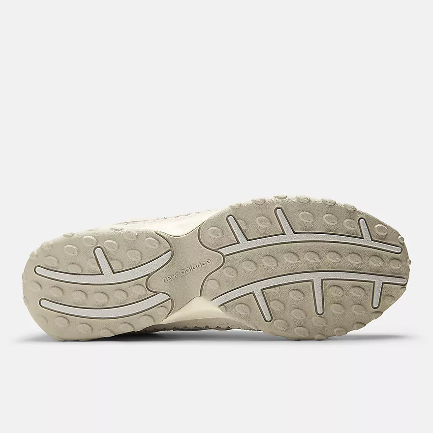 New Balance 204L SEA SALT with LINEN - U204L2SZ