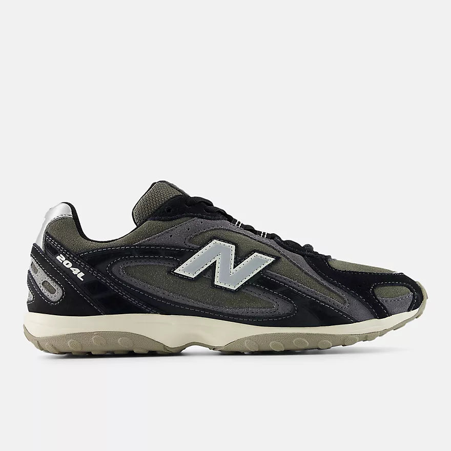 New Balance 204L  -  BLACK with MAGNET  -  U204L5WZ