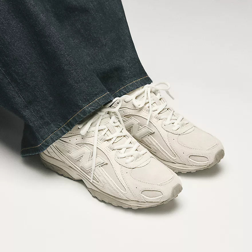 New Balance 204L  -  TIMBERWOLF with LINEN  -  U204LMMC