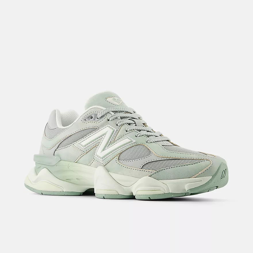 New Balance 9060  -  MOSAIC GREEN with SEA SALT  -    U90608Z4
