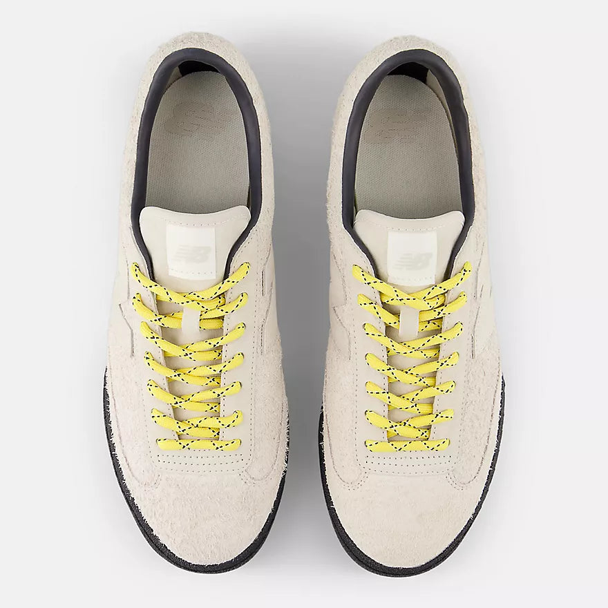 New Balance Gator Run  -  STAR BURST with SEA SALT - UGTR83J